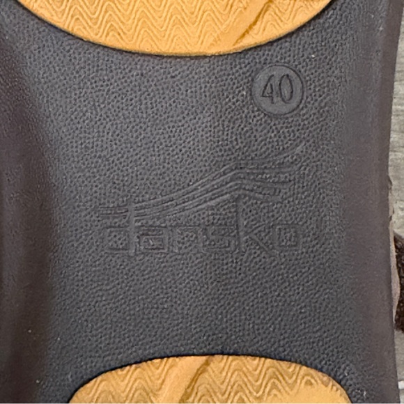 Dansko Isabel Brown Nubuck Women 10-10.5/EU 40 Slip On‎ Hook & Loop Sandals - Picture 10 of 11